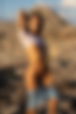 [photodromm.com] 2020-04/[photodromm.com] - 2020.04.14 - Clover - Mezcal II (x46) 2000x3000/11l.jpg