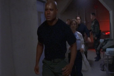 Stargate Movies and SG1 all Seasons/Stargate SG1 Complete 1997-2007 DVDRip  /Stargate.SG-1.x264.ac3.Season.01 /Stargate.SG1-s01e05.The.Broca.Divide.mkv